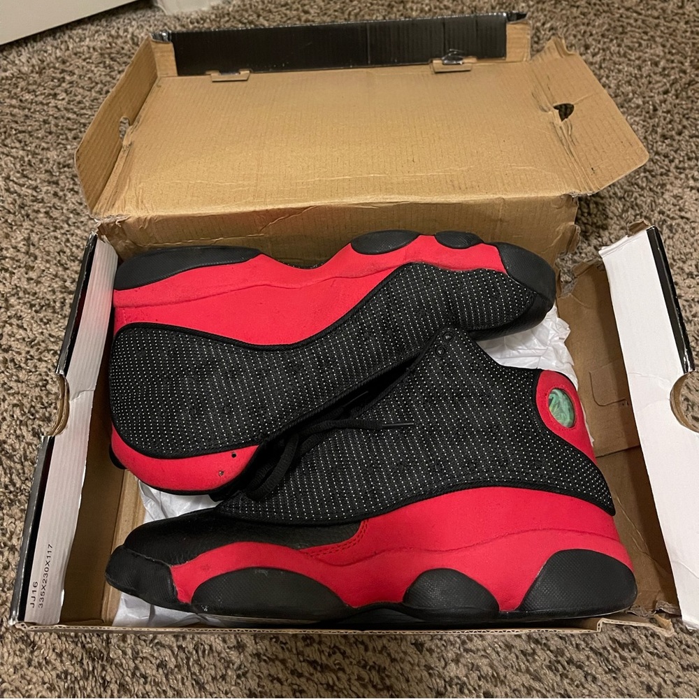 Red & Black Jordan 13s size 10